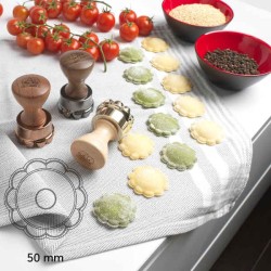 Stampo per ravioli tondo a fiore Ø50 mm Marcato