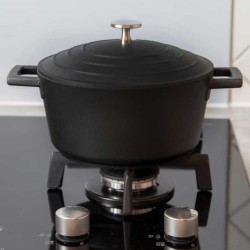 Kitchen Craft Master Class cast aluminium casserole dish