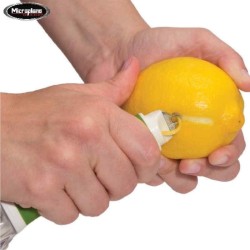 Spremiagrumi grattugia 3 in 1 Twist & Zest Microplane