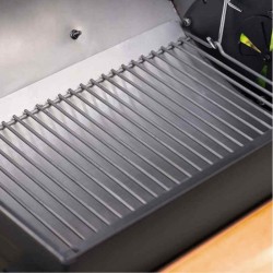 Grill na drewno i węgiel Wrangler marki Char-Griller