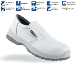 Kitchen safety shoes