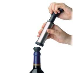 Bomba de vácuo em inox com 2 rolhas para vinho 63033 da Lacor